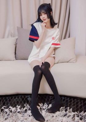 国产青草这里只有精品_国产剧电影在线看