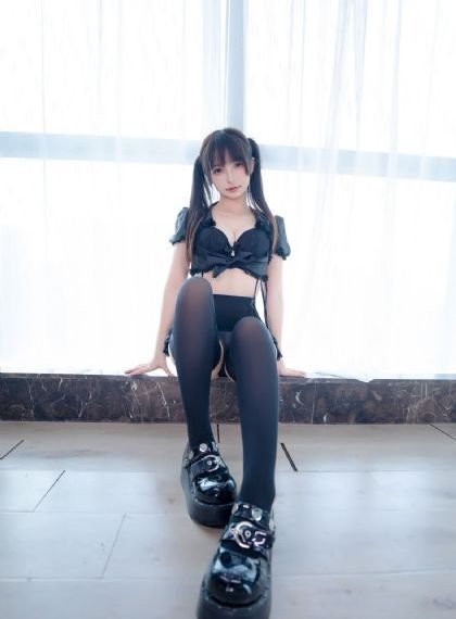 欧美高跟短靴女_BD国语免费高清观看
