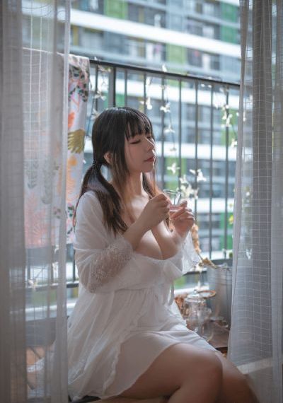 欧美大胆人休展阴艺术摄影_成人在线观看免费