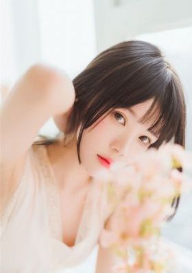 最新欧美空间素材_BD高清电影在线